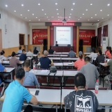 “中心”与朝阳区劲松六中持续推进“教师专项教育能力提升”培训项目