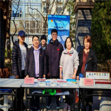“中心”党支部参与德外大街西社区学雷锋活动纪实