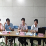 青春红丝带”——进校园  进社区   进工地